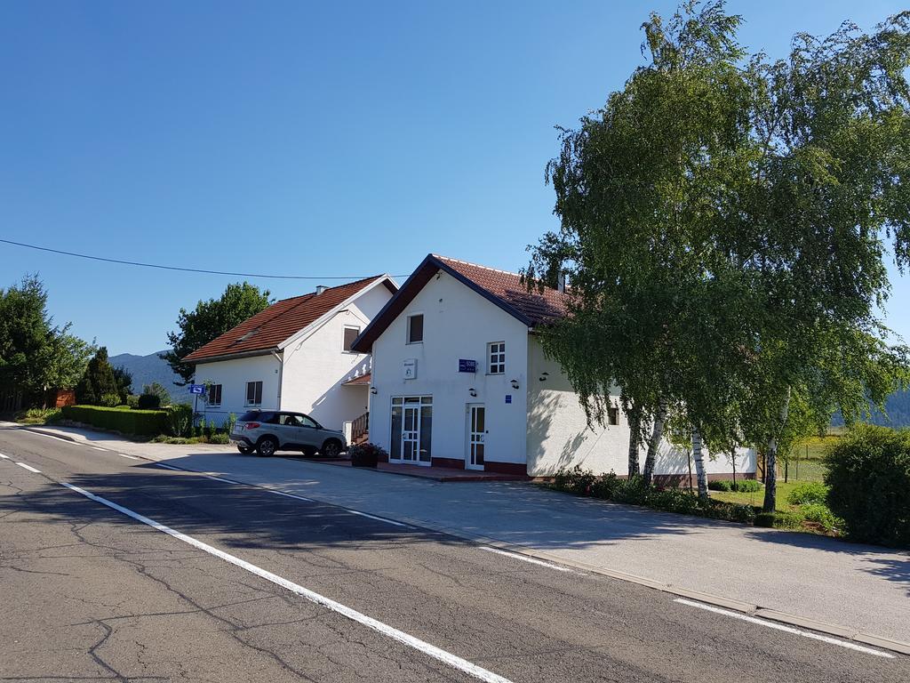 Apartman Miramare Otocac Exterior photo