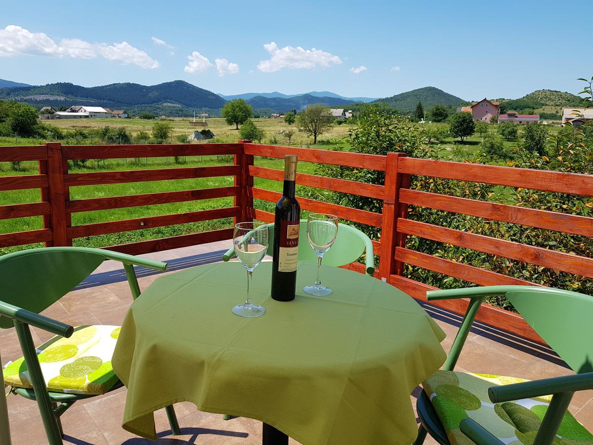 Apartman Miramare Otocac Exterior photo